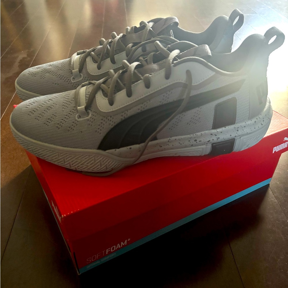 Men’s 11.5 Puma Sneakers